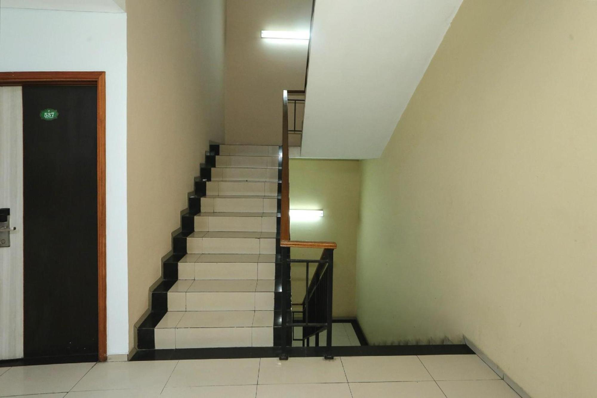 Sans Fiducia Gede Jakarta