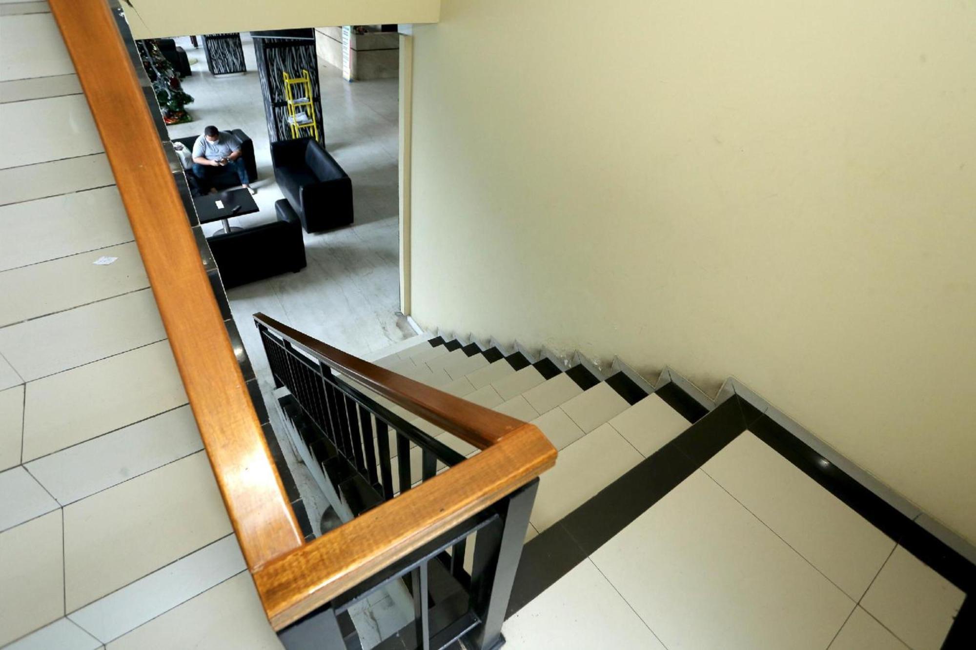 Sans Fiducia Gede Hotel